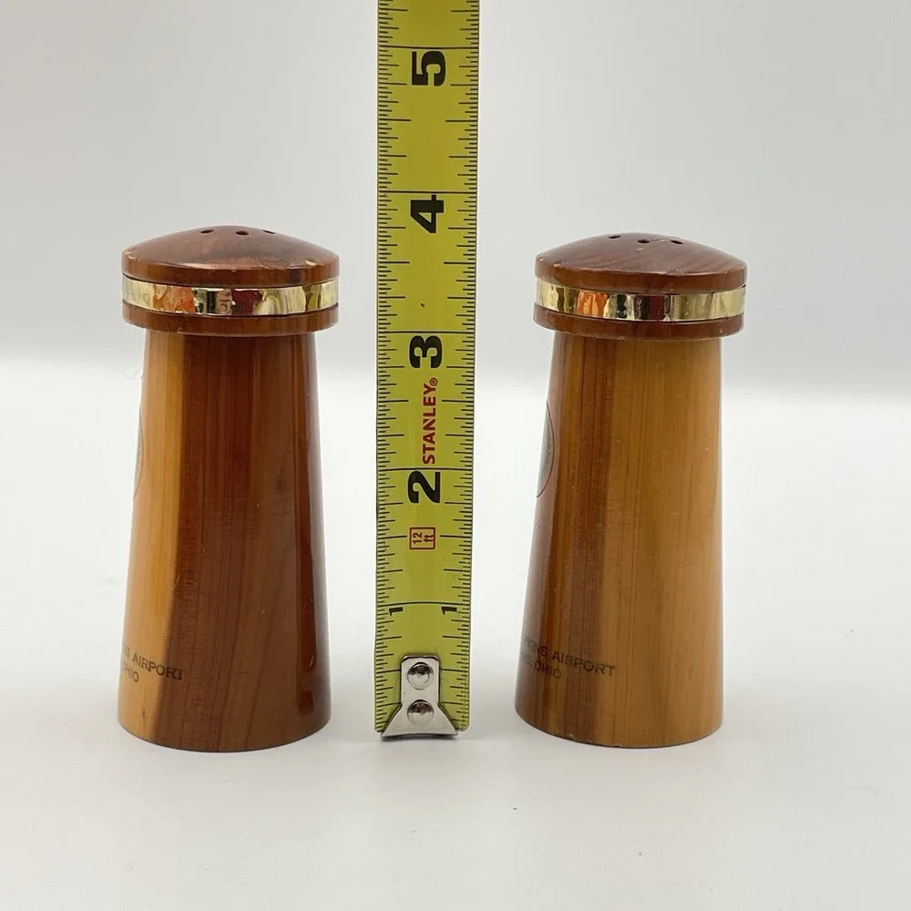 Vintage 1960s Wooden Salt‎ & Pepper Shakers Cleveland Hopkins Airport Ohio